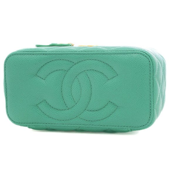 Chanel Matelasse Small Vanity Heart Chain Shoulder Bag Green AP3204 - Picture 8 of 9
